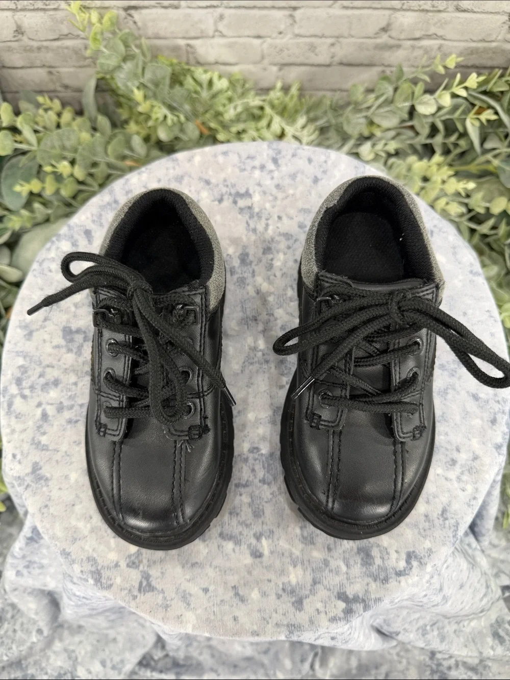 SMART FIT by PAYLESS - Black Rugged Round Toe Stitch-Seam Casual Oxford Boys 8.5